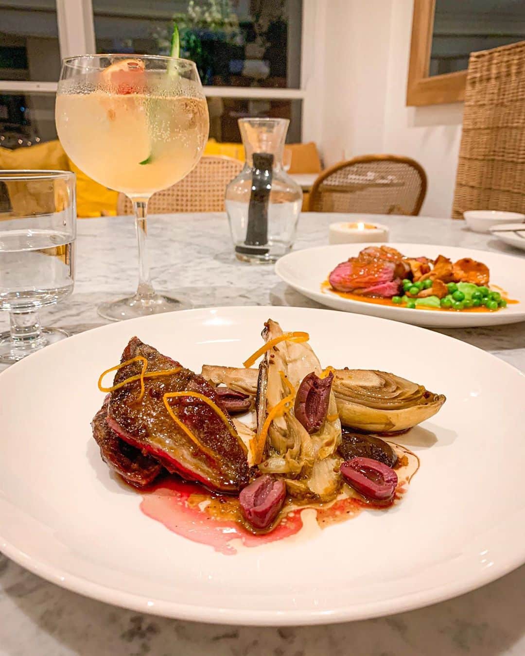 Eat With Steph & Coさんのインスタグラム写真 - (Eat With Steph & CoInstagram)「Contemporary European cuisine at the newly reopened @livrestaurantgroup. The lamb rump with anchovy butter, girolles and peas was definitely the star dish of the night, and the ambience and service was excellent throughout. ⠀ And if you are adventurous, the chicken liver parfait on brioche would make an interesting appetiser, or save room for a slice of their beautifully baked cherry & almond tart! 🙂⠀ ⠀ 📍 Location: Belgravia⠀ 💵 Price: £30-50pp⠀ 👨‍🍳 Cuisine: European⠀ ❤️ Best for: Date Night⠀ 🍽 Top dish: Lamb rump, chicken liver parfait, cherry & almond tart⠀ ☎️ Book ahead: Book/Walk up⠀ 🌱 Veg options: Yes⠀ ⠀ #invite #contemporarycuisine #tasteoflondon #finedining #lambrump #londoneats」9月16日 15時23分 - eatwithsteph_ldn