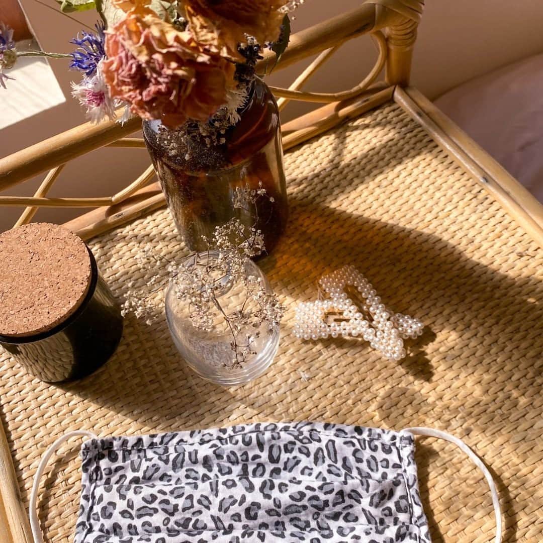 アクセサライズのインスタグラム：「Spotted: Our pure cotton reusable face coverings. They’ll ensure you stand out in any crowd.   Tap the link in our bio to shop  #Accessorize」