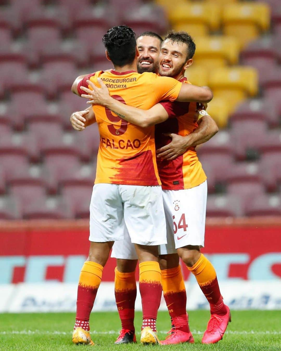 ガラタサライSKさんのインスタグラム写真 - (ガラタサライSKInstagram)「Günaydın #Galatasaray Ailesi」9月16日 15時02分 - galatasaray