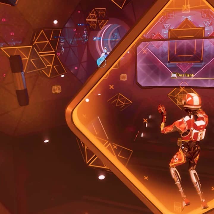マーク・ザッカーバーグのインスタグラム：「Scoring one last goal against @boztank in Echo Arena before Facebook Connect tomorrow. I'm excited to share what we've been working on across augmented and virtual reality. Tune in at facebook.com/zuck at 10am PT tomorrow to watch the keynote.」