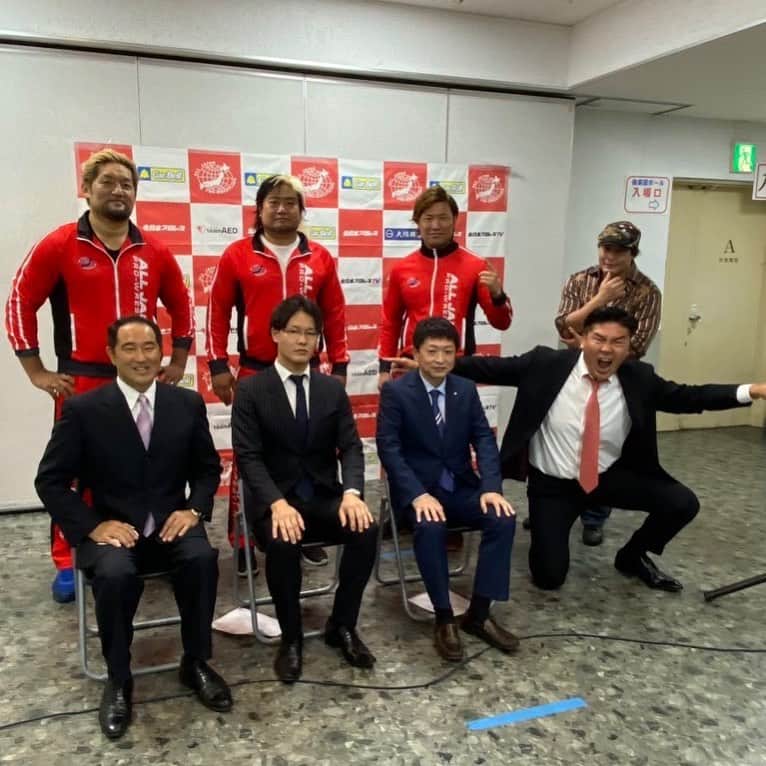 石川修司のインスタグラム：「いよいよ始まる新プロジェクト！ 詳しくはHPをご覧下さい！！  http://twitter.com/alljapan_pw/status/1305783093152808960」