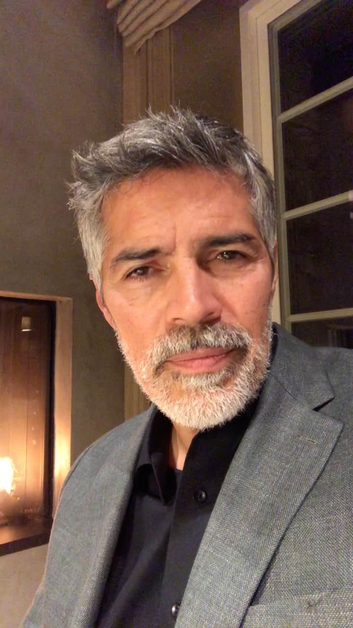 のインスタグラム：「In Celebration of Hispanic Heritage Month, @Google is giving a special salute to Felicitas Gómez Martínez de Méndez. Felicitas was a Puerto Rican pioneer of the American civil rights movement. Together with her husband, she led an educational civil rights battle in 1946 that changed California. This powerful Latina set an important legal precedent for ending purposeful government segregation in the United States. The spirit of Felicitas lives in the hearts of all Puerto Ricans and the world she helped transform #GoogleDoodle #Ad #covilrightspioneer #puertorican #felicitasgomezmartinezdemendez #espadapr #prpioneer #antisegregation #educationaljustice」