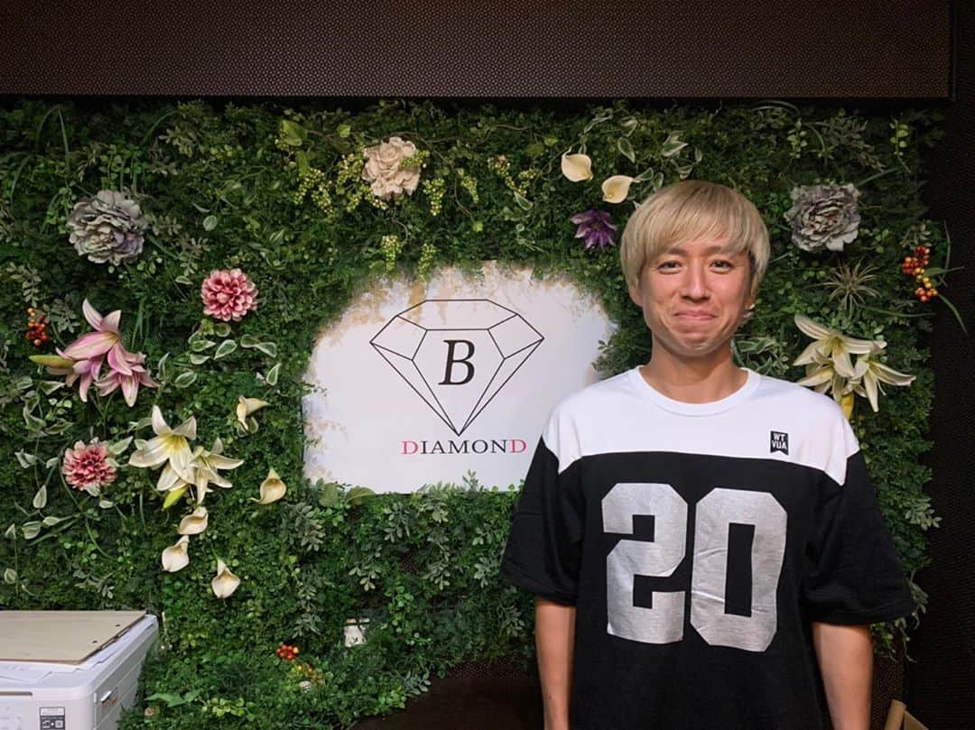 狩野健太さんのインスタグラム写真 - (狩野健太Instagram)「@b.diamond.roppongi @b.diamond.roppongi.mens  で、メンテナンスしてきました😊  今の時代男子もメンテナンス大切ですよね🤩 気になる方はぜひ👍  #狩野健太 #BDIAMOND」9月16日 8時32分 - kanoken_14