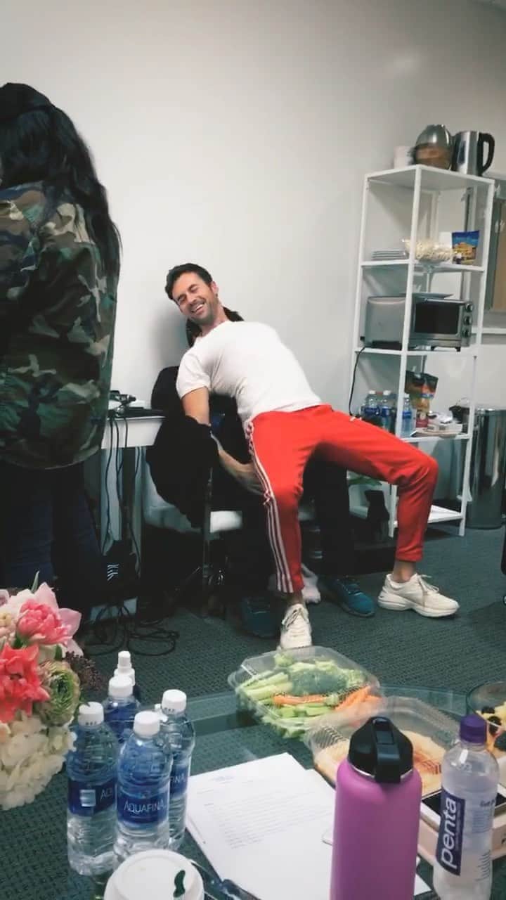 ブラッド・ゴレスキーのインスタグラム：「If a good song comes on and you are sitting down there’s a good chance I will give you a lap dance 🕺🏻 Also very excited for  @mariahcarey book to come out!」