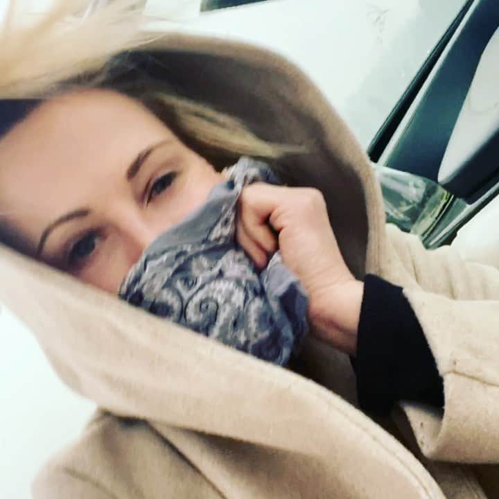 ジョシー・ビセットのインスタグラム：「A more ominous side of the lake today...Unfortunately we are not seeing fog or mist  but a smokey haze from the all the fires up and down the west coast. Sending love and comfort to those being  affected. 🙏」