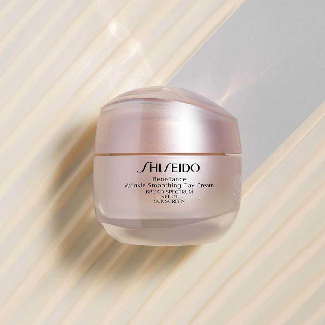 資生堂さんのインスタグラム写真 - (資生堂Instagram)「Faster, smarter wrinkle results with Benefiance Wrinkle Smoothing Day Cream. Formulated with SPF for daytime use. Visibly reduces wrinkles in just two weeks.  #Benefiance #ShiseidoSkincare」9月16日 10時00分 - shiseido