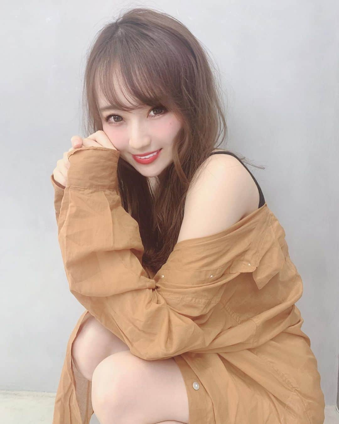 小越しほみさんのインスタグラム写真 - (小越しほみInstagram)「ヘア撮影💇‍♀️ ・ 髪もすごく可愛いけれど 衣装がツボすぎて… 全部買い取りたいです🥺笑 ・ @jinjiiini さんありがとうございました💐 ・ ・ ・ ・ ・ #撮影 #ヘア撮影 #shooting #model #モデル #ヘアサロン #サロモ #サロンモデル #美容院 #美容室 #itbyalbum #hairstyle #hair #ヘアースタイル #ungrid」9月16日 15時27分 - shihomi1129