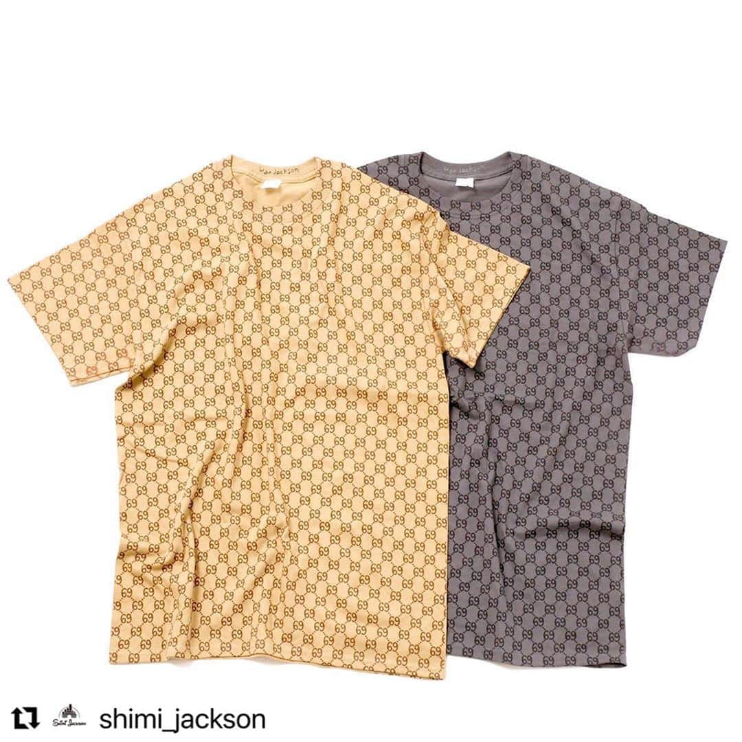 ジャクソンマティスさんのインスタグラム写真 - (ジャクソンマティスInstagram)「. #Repost @shimi_jackson with @make_repost ・・・ 🔜🕘🧨  よく見てみると・・・あっ！「69」。そうなんです（笑）。 . どこかで見たことあるような、ないような、、、 . 「69」と・・・ド直球な攻め具合でアレンジ致しました！！ . 【販売期間】9/16（水）21時販売開始 【数量限定】50枚 . ＝＝＝＝＝＝＝＝＝＝＝ 品　名：６９ 価　格：7,800円+TAX カラー：TAN / CHARCOAL（２色展開） 素　材：Cotton 100% サイズ：M、L ※モデル着用Mサイズ ＝＝＝＝＝＝＝＝＝＝＝ . 注）本商品は製品にプリントを施しております為、生地の重なる箇所が綺麗にプリントされない場合がございます。 . ◎商品はプロフィールのURLからどうぞ @shimi_jackson  #異業種交流会」9月16日 15時28分 - jacksonmatisse