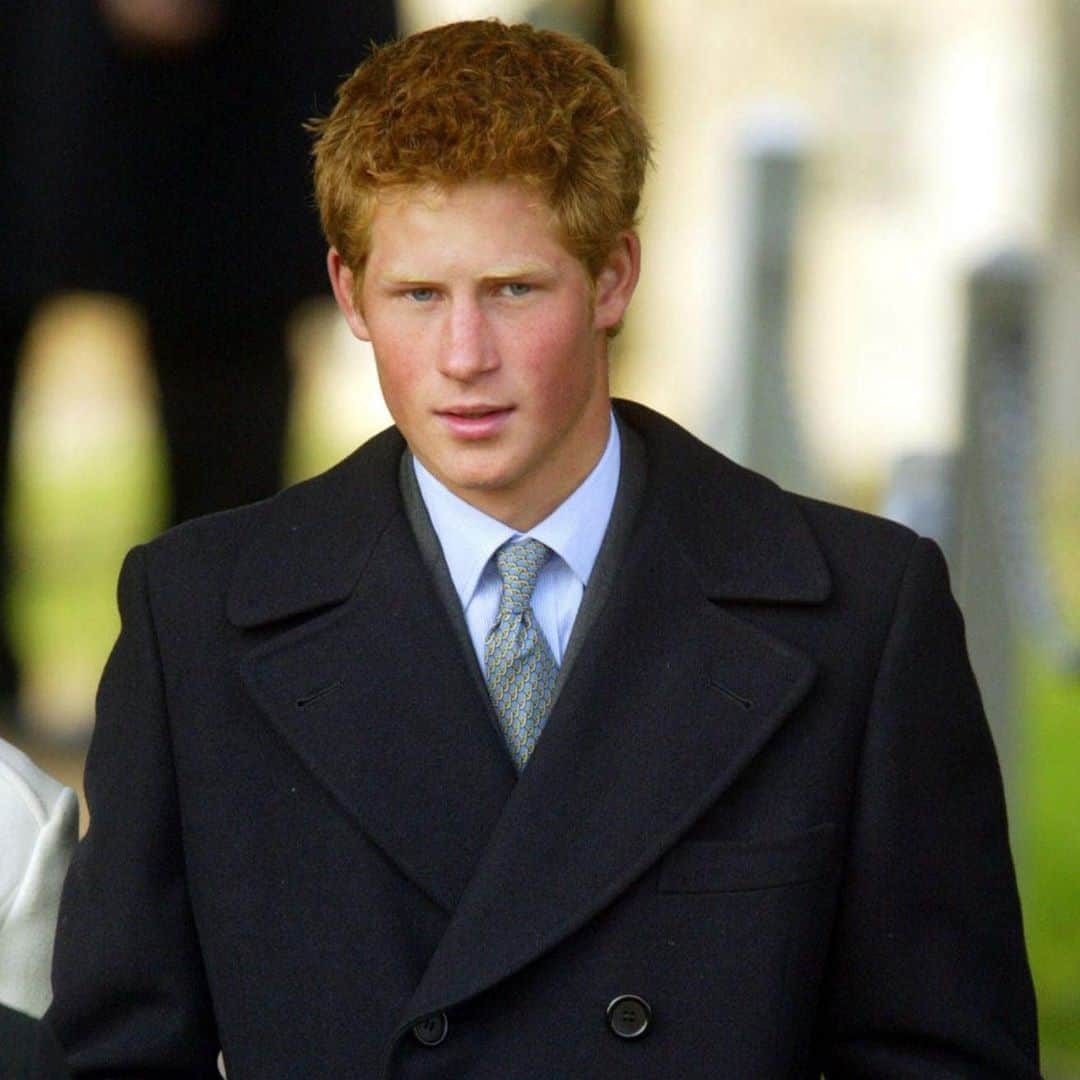 E! Onlineさんのインスタグラム写真 - (E! OnlineInstagram)「A very happy birthday to Prince Harry. Here are some photos of him from 2003. What a royally underrated year. (📷: Getty)」9月16日 10時02分 - enews