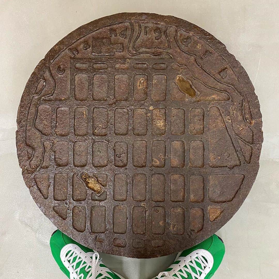 のインスタグラム：「🇮🇳𝘾𝙃𝘼𝙉𝘿𝙄𝙂𝘼𝙍𝙃 ✈︎✈︎✈︎𝙏𝙊𝙆𝙄𝙊🇯🇵 #lecorbusier #pierrejeanneret」