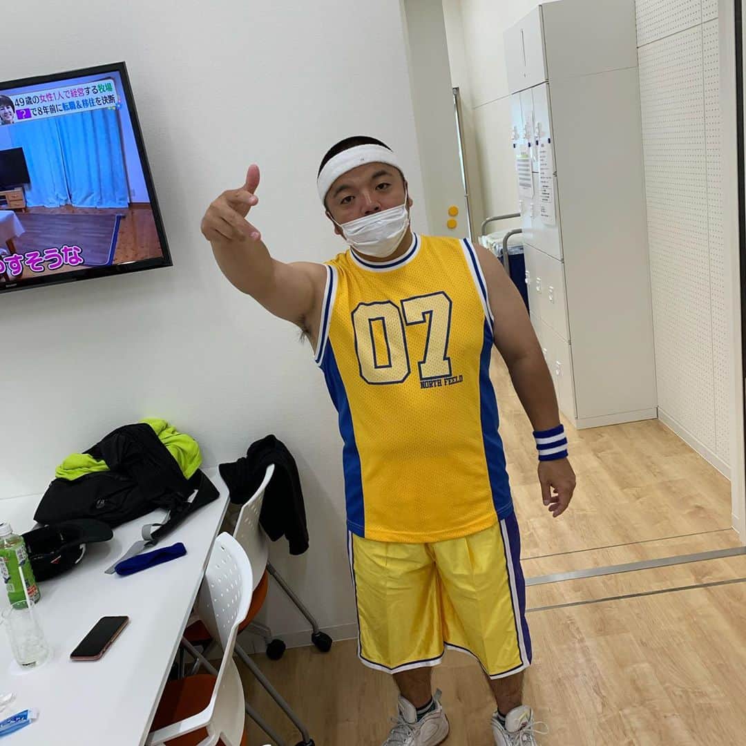 池田真一さんのインスタグラム写真 - (池田真一Instagram)「大須賀マジでTOKONA-Xやん！ 大須賀も名古屋出身やし！  #TOKONA-X #セルライトスパ #大須賀 #HIPHOP #ラッパー #コント師」9月16日 12時50分 - wartdebu