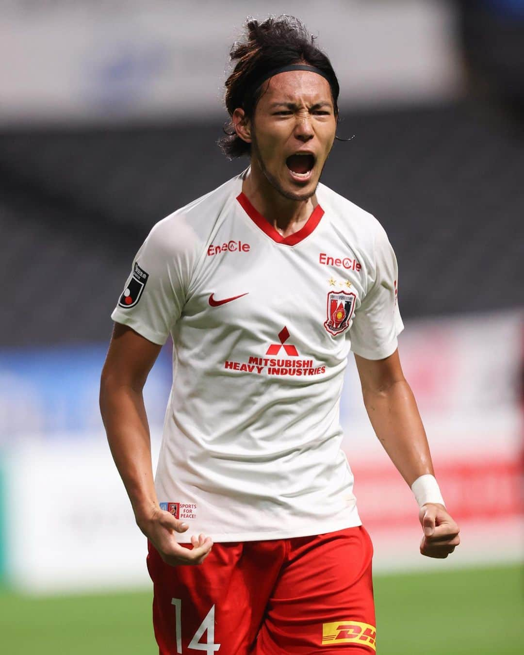 杉本健勇のインスタグラム：「札幌戦。﻿応援ありがとうございました。 勝つことができて良かった。﻿ まだまだ改善すべき点も多いですが、もっともっと良くしていきたいと思います。﻿ 自分もゴール決めれて良かったです。﻿ なにより自分よりも喜んでくれたチームメイトが居てくれたことがホンマに嬉しかったです。﻿ また今日から川崎戦に向けてみんなで良い準備します^_^﻿」