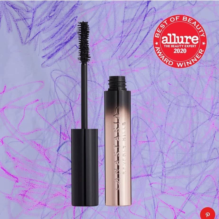 Anastasia Beverly Hillsさんのインスタグラム写真 - (Anastasia Beverly HillsInstagram)「Today we are very proud to announce that our little baby Lash Brag Mascara won @allure Best of Beauty Award 🙌🏻 thank you so much Allure!   We hope that some of you get a chance to try Lash Brag, it creates major volume」9月16日 13時36分 - anastasiabeverlyhills