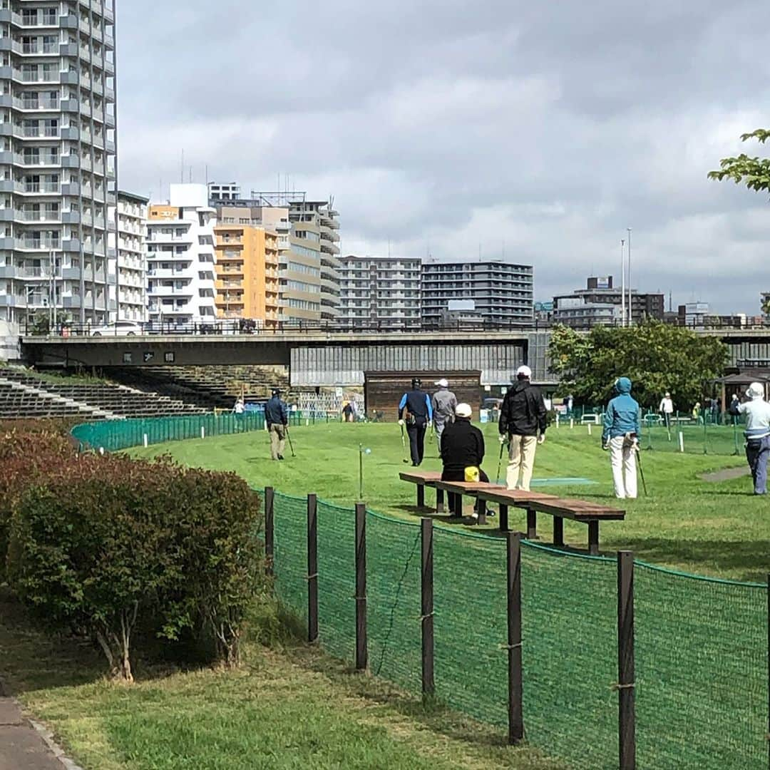 江川智晃さんのインスタグラム写真 - (江川智晃Instagram)「札幌の気候は涼しく半袖では寒いくらい😵 すぐ頭に浮かんだのが秋の宮崎のフェニックスリーグ🤔 懐かしいなぁ😎」9月16日 13時37分 - egatomo43