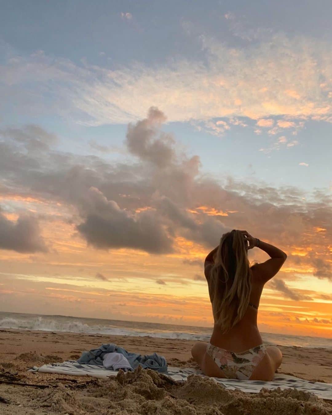 レイチェル・パーソンズのインスタグラム：「my type of distraction」