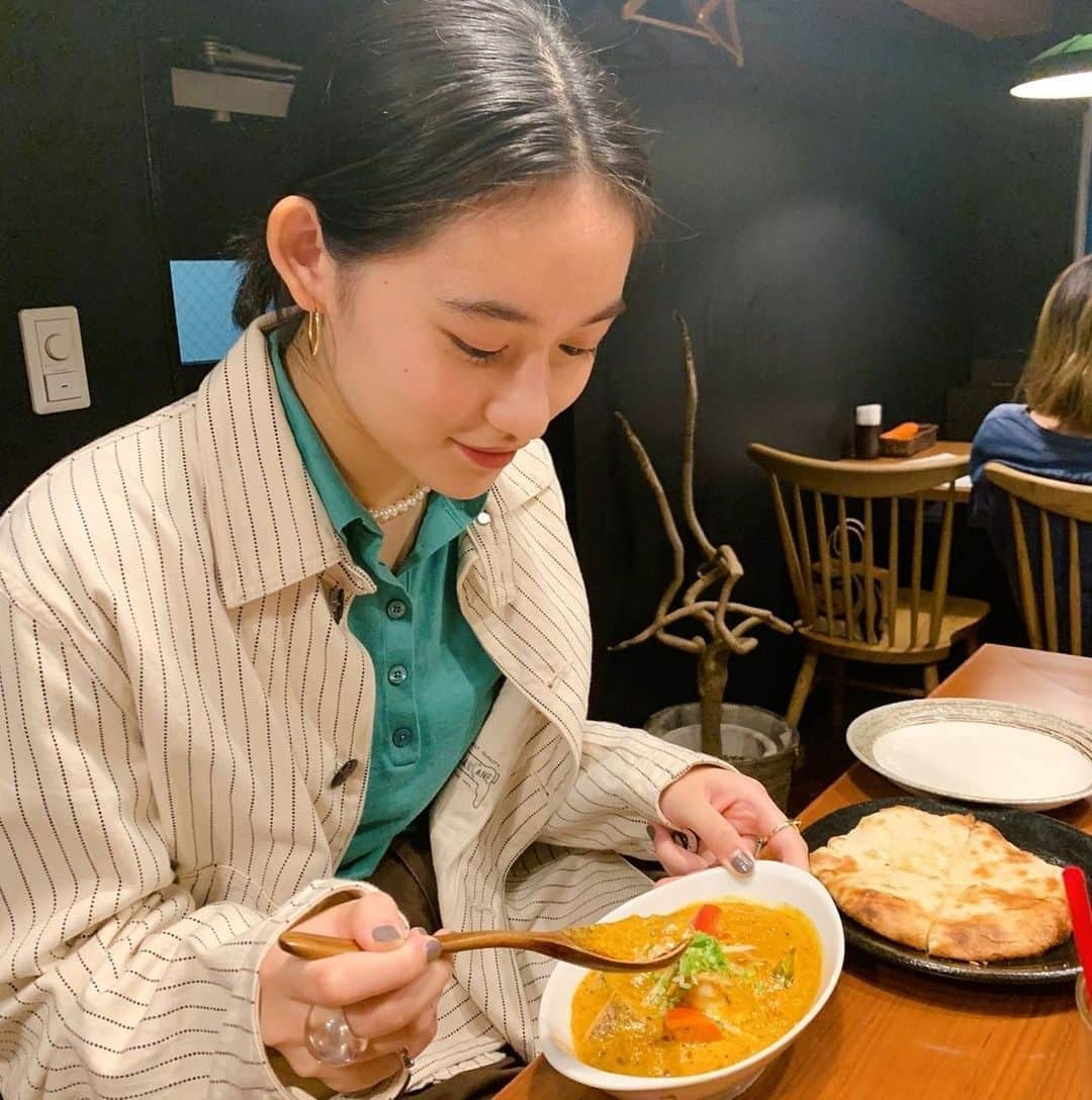 佐々木莉佳子さんのインスタグラム写真 - (佐々木莉佳子Instagram)「﻿ I am happy🍛🔅﻿ ﻿ 美味しかった〜ごちそうさまでした👏🏻💞﻿ @acha_kana﻿ ﻿ #helloproject#アンジュルム#佐々木莉佳子﻿ #curry#フィッシュカレー#チーズクルチャ﻿ #今日も#りかまお」9月16日 23時11分 - rikako_sasaki.official