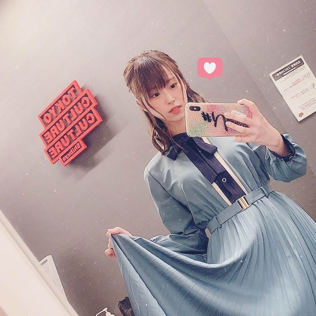 花奈澪さんのインスタグラム写真 - (花奈澪Instagram)「タガタメ秋特番！ ありがとうございました🍁  なんだか久しぶりの MC的ポジション🙏🏻  レディアゼルのロングワンピース めちゃくちゃ可愛くてお気に入りです。  #REDYAZEL #レディアゼル #私服 #ワンピース👗」9月16日 23時14分 - namio_dao