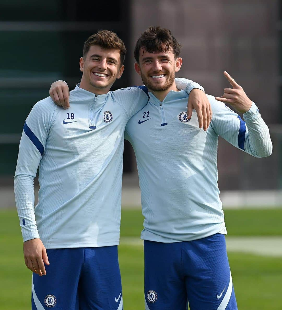 チェルシーFCさんのインスタグラム写真 - (チェルシーFCInstagram)「Afternoon, lads! 👋😁 @masonmount10 @benchilwell #CFC #Chelsea」9月16日 23時46分 - chelseafc