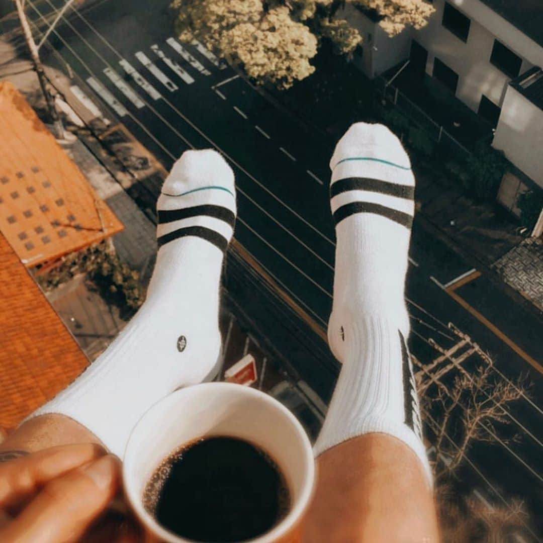 Stanceのインスタグラム：「Morning Vibes ⚡️☕️🧦!!!」