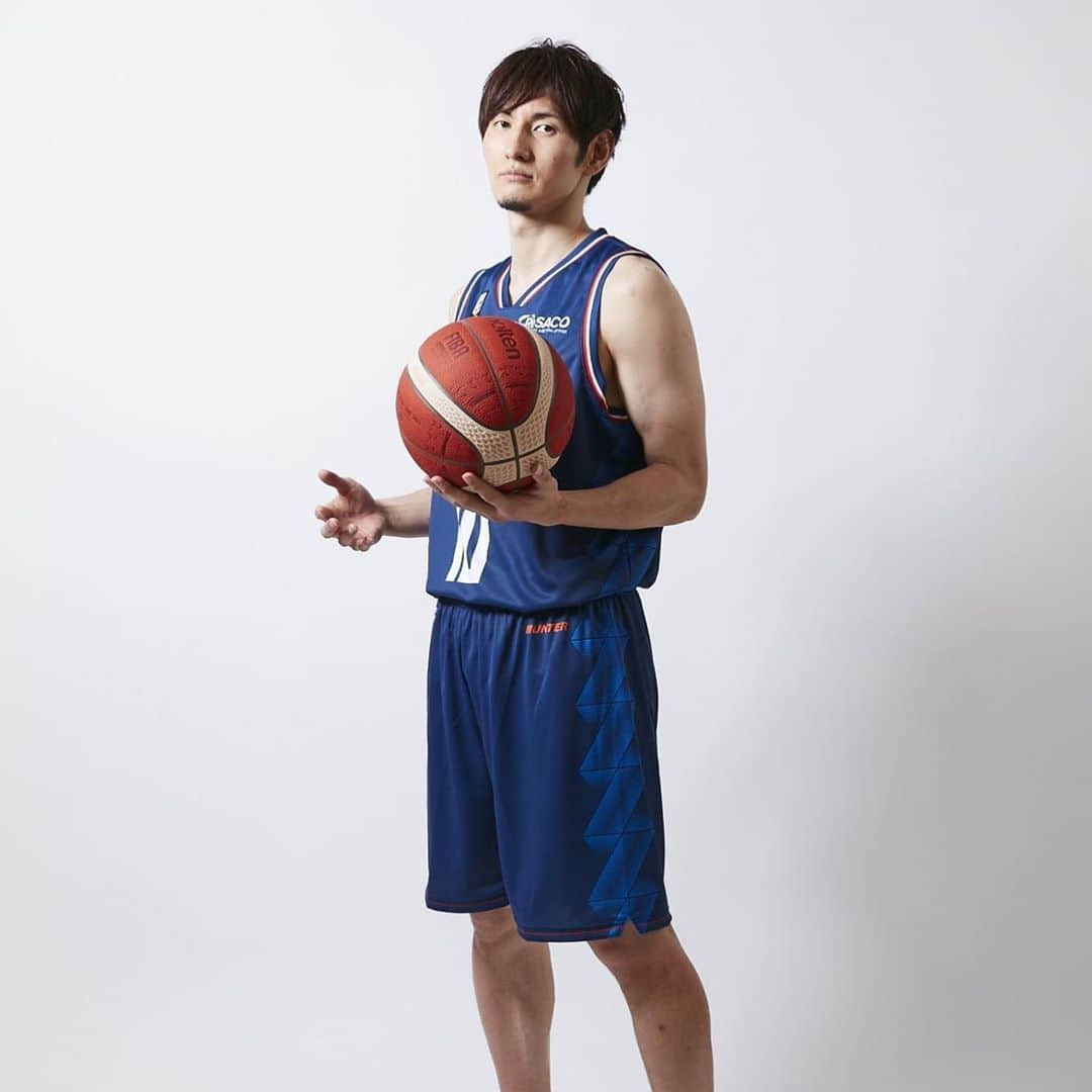 岡田優介さんのインスタグラム写真 - (岡田優介Instagram)「10/2 開幕🌐  #Bleague #Earthfriendstokyoz #Bリーグ #アスフレ #gofoward #どれが良いですか」9月16日 16時11分 - ysk_okada