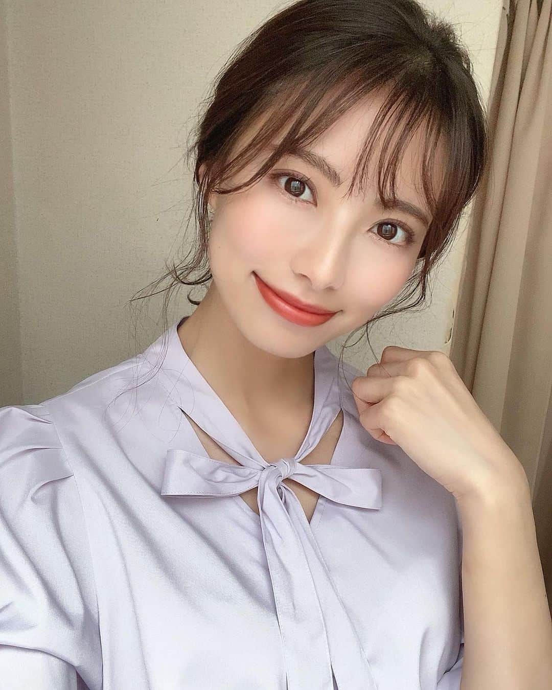 橘沙奈 橘沙奈さんのインスタグラム写真 - (橘沙奈Instagram)「* @lastnote_inc さんの撮影でした⭐ 秋服可愛すぎるっ🥺！！  個人的に色味とかも季節の中で1番好きかも🍂🍁 * * 4枚目の画像のレザースカート 前から買おうと思ってたので、 ラストノートさんで購入予定 ...