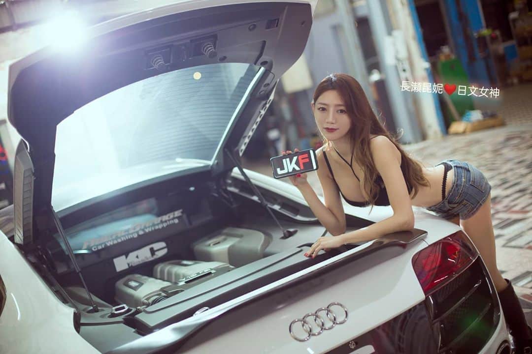 のインスタグラム：「❤️上車吧❤️帶你去兜風❤️  JKF投票👇投妮妮一票🥰 https://www.jkforum.net/home/profile/4894125❤️ ❤️ドライブしよう❤️ @jkftaipei #長瀨昆妮  #日文女神﻿ #女子力高め #JKF女郎 #photoshooting  #mclaren #tgif  #outfit  #スーパーカー #スポーツカー #黑絲  #攝影  #外拍  #泳裝  #水着 #セクシー  #美尻  #sexy  #roadster #腿控  #美脚  #タイツ #beauty  #bikini #麥拉倫 #tiktok #抖音视频 #supercars #網紅  #bmwi8」