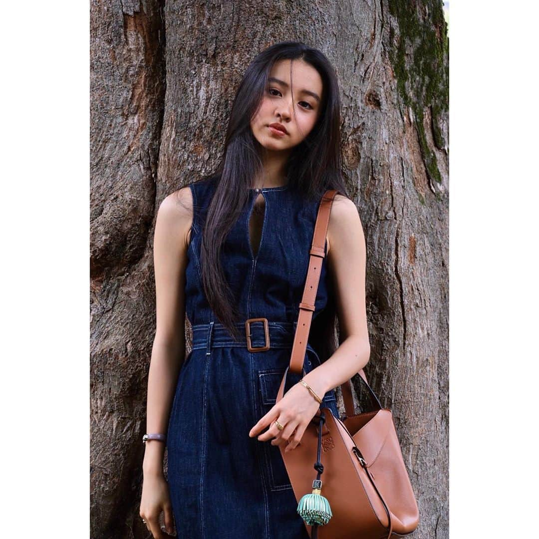 kokiさんのインスタグラム写真 - (kokiInstagram)「In love with this beautiful and cute bag from @loewe 💕   Pic by sis ❤️」9月16日 18時44分 - koki