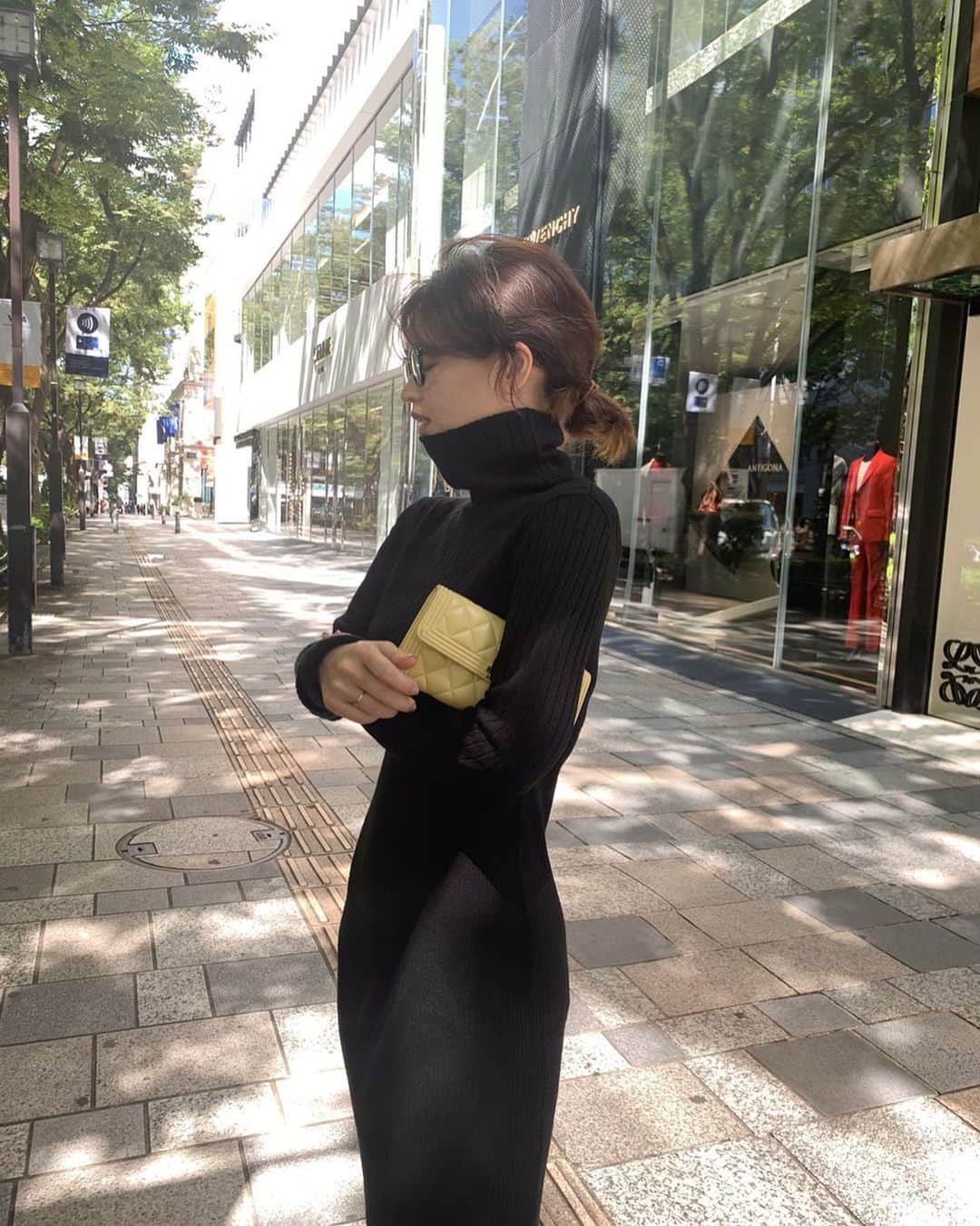 馬渕真由子さんのインスタグラム写真 - (馬渕真由子Instagram)「秋。タートルネックにはとにかく顔を埋めたくなりますねぇ☺️」9月16日 18時50分 - mabchi.mayuk
