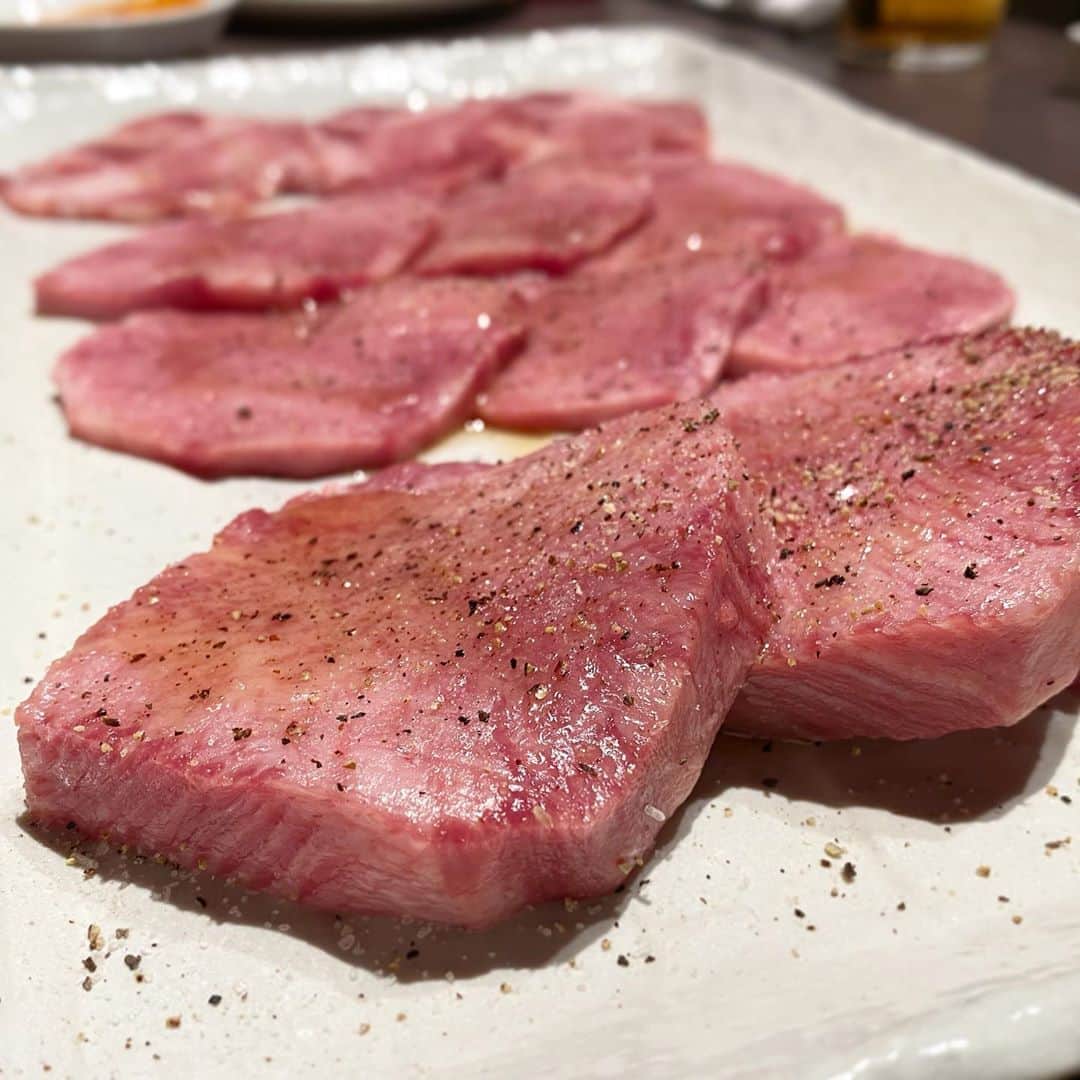 東京肉レポートのグルメインスタ