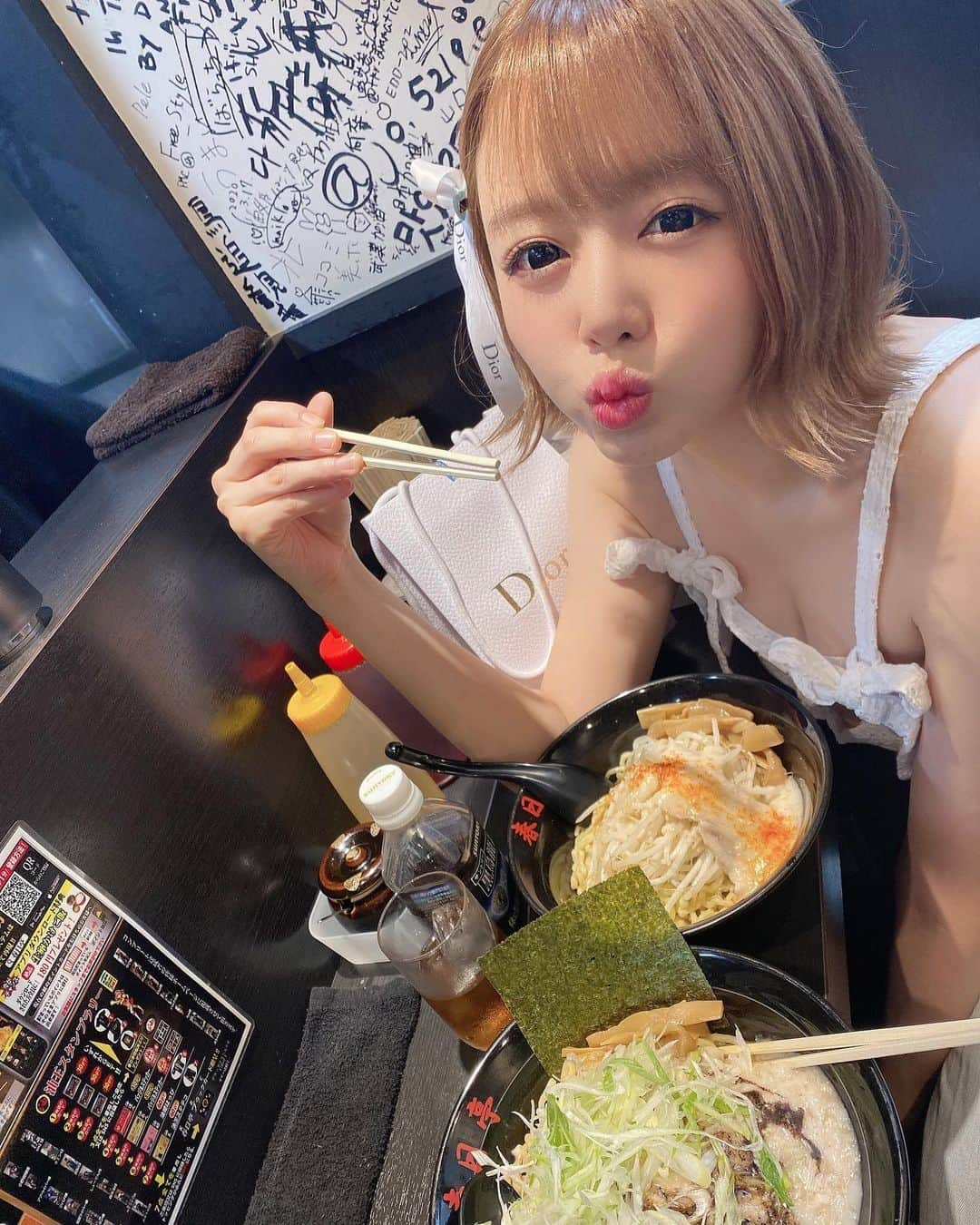 浜崎真緒さんのインスタグラム写真 - (浜崎真緒Instagram)「麺を制する🍜  #浜崎真緒  #maohamasaki  #japannoodle  #春日亭  #春日亭油そば  #油そば」9月16日 19時03分 - maohamasaki_official