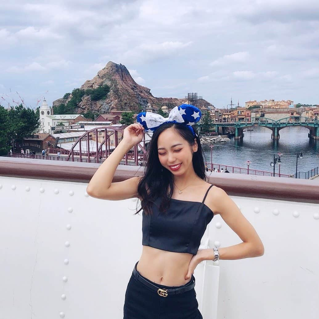 小西陽向さんのインスタグラム写真 - (小西陽向Instagram)「まぶしかったぁ！！☀️🥺 . . . #disney #disneysea #disneygram #disneyphoto #ディズニーシー　#ディズニーコーデ #ディズニー　#ディズニーカチューシャ #ディズニー風景 #関西　#インフルエンサー　#お洒落さんと繋がりたい　#美容　#エステ　#関西モデル　#神戸女子 #女子大生 #親友　#サッカー　#サッカー女子 #セレッソ大阪　#セレサポ　#セレ女　#jリーグ　#model #スポーツ　#スポーツ女子　#空手　#器械体操」9月16日 19時07分 - hinata713