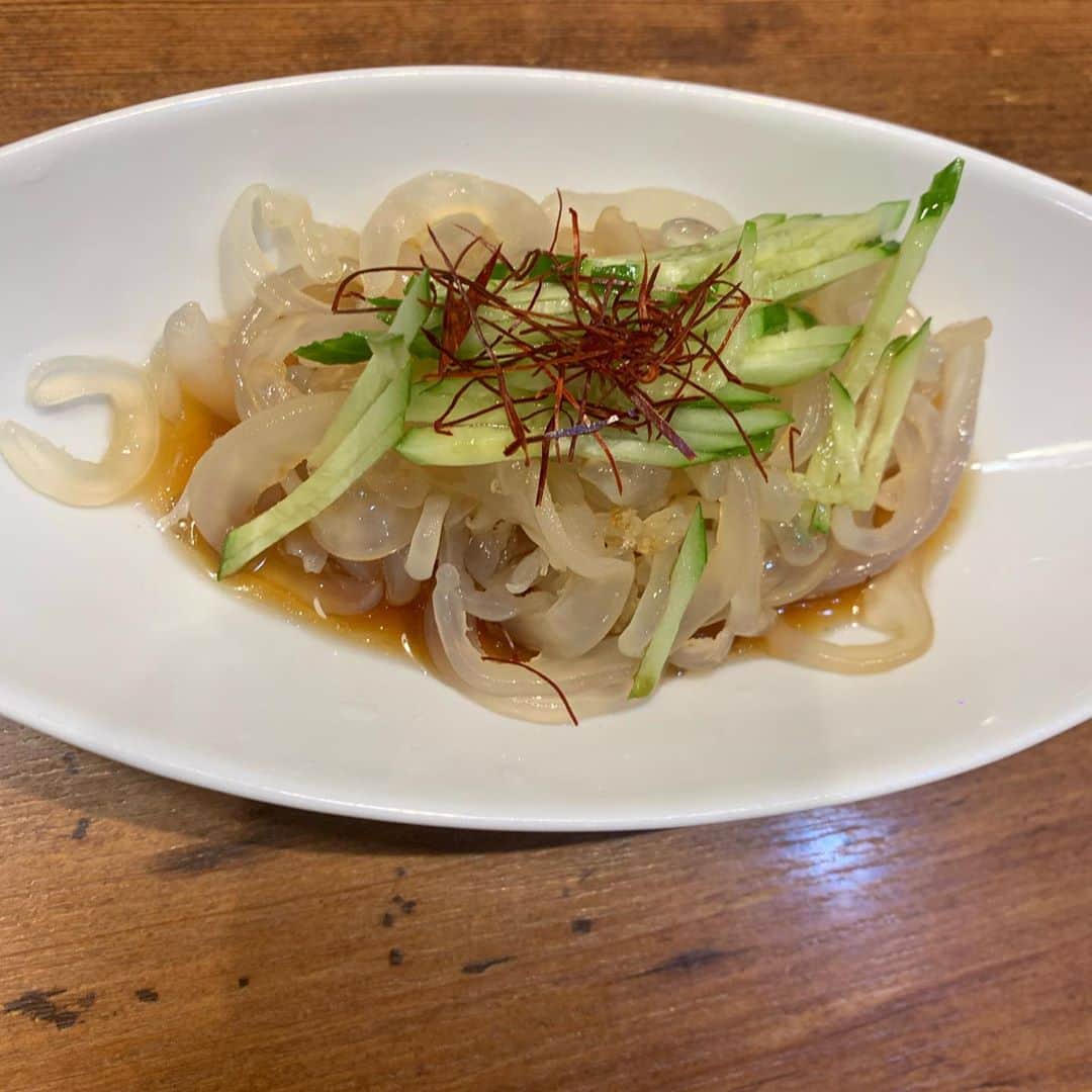 gram住道オペラパーク店さんのインスタグラム写真 - (gram住道オペラパーク店Instagram)「この店は出てくるのんめちゃくちゃ早いし、遅くまで空いてるし、安いし、うまいから山本かなりの頻度で行ってます。是非お近くの方は行ってみて下さい。麻婆豆腐と、坦々麺は絶品です！　やまろぐ3.65  #中華#長堀橋中華#坦々麺#麻婆豆腐  #陳麻家#陳麻家長堀橋店#やまろぐ」9月16日 19時15分 - yamarogu_official