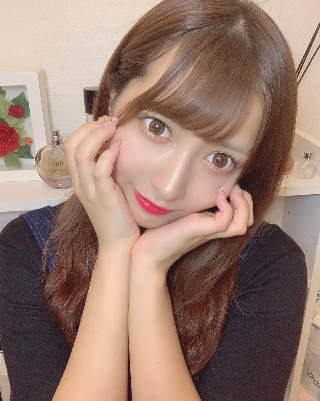 太田里織菜のインスタグラム：「. . 今日はお休み\( *´•ω•`*)/ なにたべよっかなぁーん♡♡♡ . . #らぶどる」
