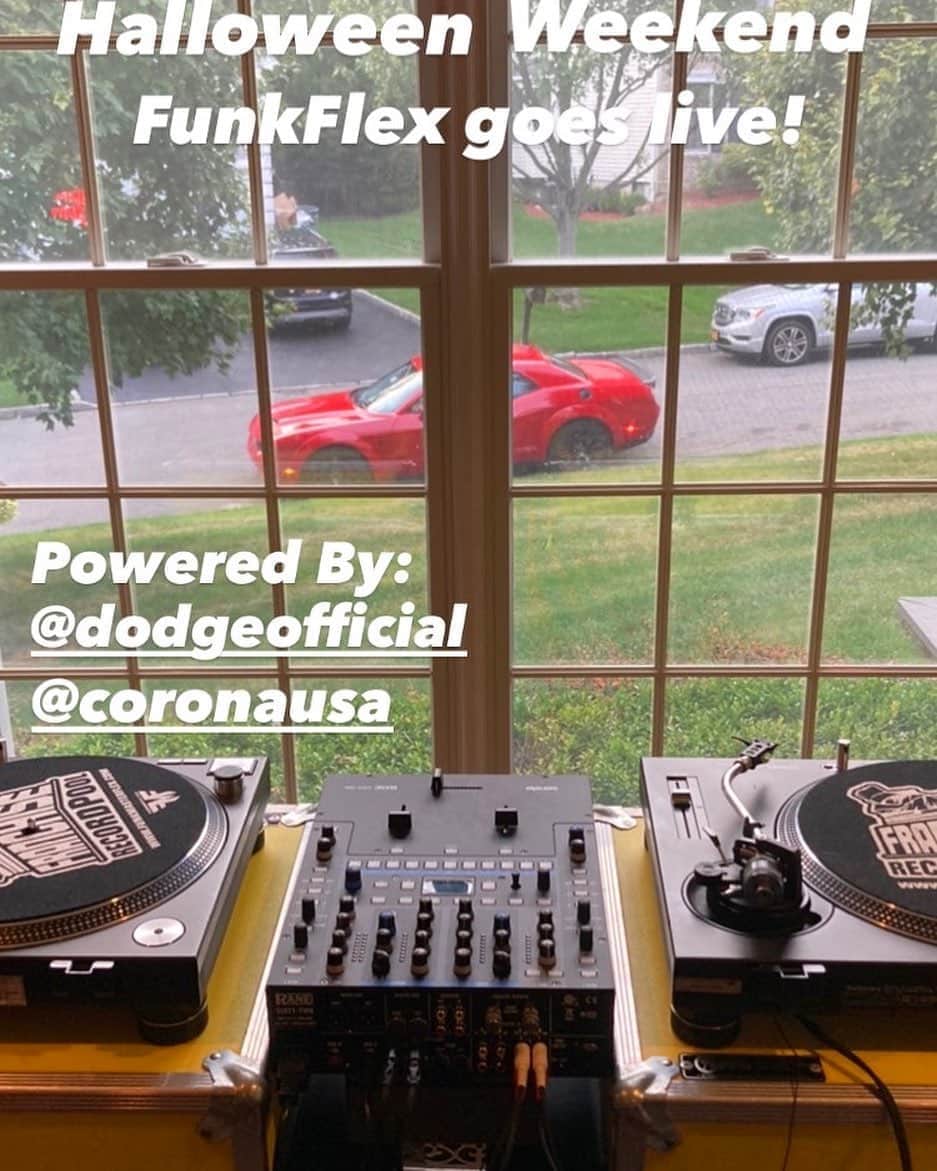 ファンクマスター・フレックスのインスタグラム：「STARTING HALLOWEEN WEEKEND FUNKFLEX BRINGS THAT CLUB ENERGY ONCE A WEEK LIVE ON INSTAGRAM! EXCLUSIVES, HIP HOP, REGGAE, GUARACHA, REGGAETON AND DEMBOW! WE GONNA PARTY! @technicsturntables will be present!  POWERED BY! @dodgeofficial  @coronausa  @bransoncognac  @ciroc @40dayreset」