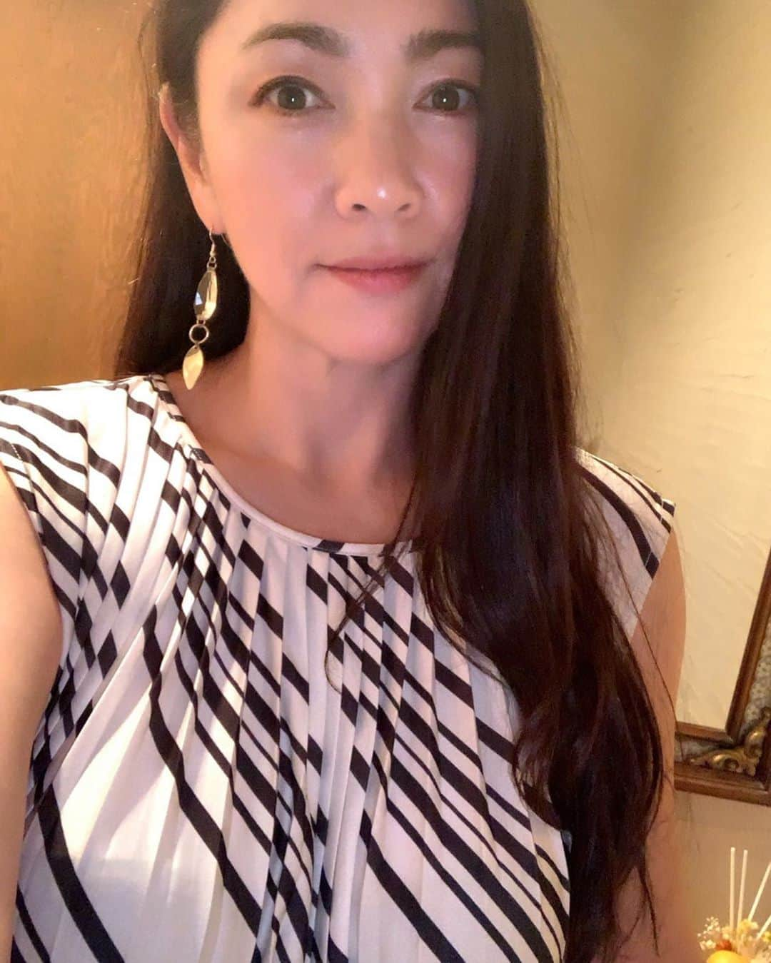 田中悦子さんのインスタグラム写真 - (田中悦子Instagram)「朝晩は少し涼しくなってきましたが、 それでも私はまだ暑い暑いと言ってます😅⠀ あまりじっとしている時間がないんですもの笑😅⠀ ⠀⠀ ⠀ #また暑くなるらしいよ #体調には気をつけましょう」9月16日 19時28分 - etsuko.reborn25