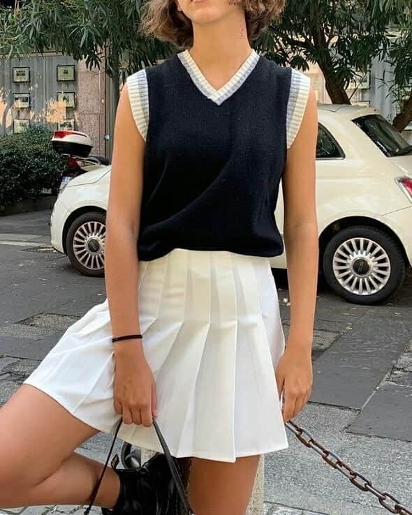 Subduedさんのインスタグラム写真 - (SubduedInstagram)「The tennis skirt and how to style it! 💘 (Choose your fav 1-7) 💖 #subdued #subduedgirls  @nati.gomez @katie_hf @rosedooll @luucastee @paulaforcano @petraseletti」9月16日 19時37分 - subdued