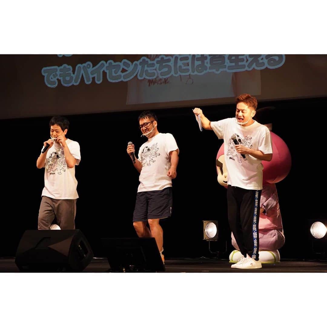 あはれ!名作くんさんのインスタグラム写真 - (あはれ!名作くんInstagram)「今日も「名作くん」イベントの写真を大量にぶっかまし～！﻿ ぜひ全部スワイプして見てくださいっす！！﻿ ﻿ #みんな楽しそうなのが写真からも伝わるっすね！﻿ #自分はまだまだイベントロス﻿ #なすなかにし さん﻿ #うしろシティ さん﻿ #小野賢章 さん﻿ #江口拓也 さん﻿ #花江夏樹 さん﻿ #新海岳人 監督﻿ #名作くん﻿ #あはれ名作くん﻿ #NHK」9月16日 19時35分 - meisakukun