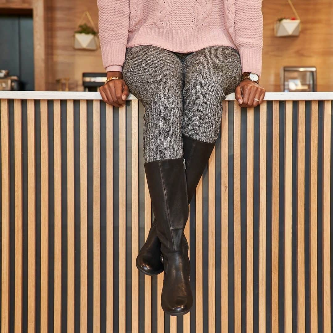 ダンスコのインスタグラム：「Polish up your look for fall. Shop Kay on our website now!」