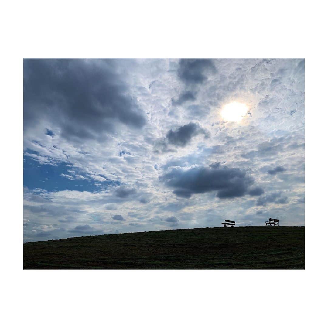 二宮愛さんのインスタグラム写真 - (二宮愛Instagram)「お気に入りのベンチ。」9月16日 20時21分 - aininomiya