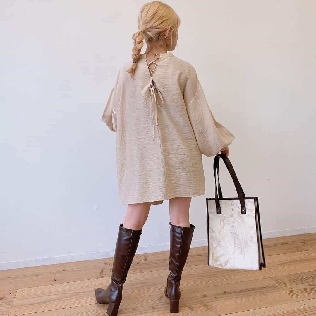 Vannie Officialのインスタグラム：「⠀ shirt/shoes/bag coming soon ... ♡ ⠀ ⠀ ⠀ #vannie_u#ヴァニーユー #ZOZOでしか買えない⠀⠀ お問い合わせはコメントまたはDMまでご連絡ください‪‪☺︎‬」