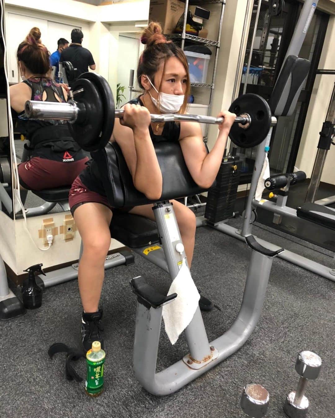 朱里さんのインスタグラム写真 - (朱里Instagram)「いろいろ考える 自分の思った道を人生を歩みたい。 後悔なく突き進まなきゃ  少しずつ前を向いていく  #training #fitness #gym #workout #fit」9月16日 20時42分 - syuri_official