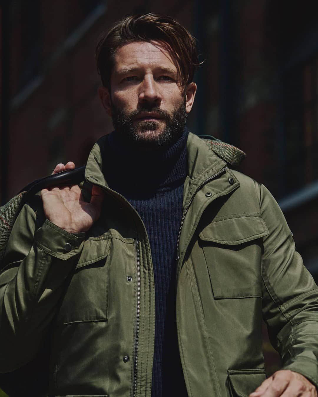 ハケットのインスタグラム：「Form and function come together to result in this essential piece of new season outerwear – autumn’s unsung hero. #STAYHackett」