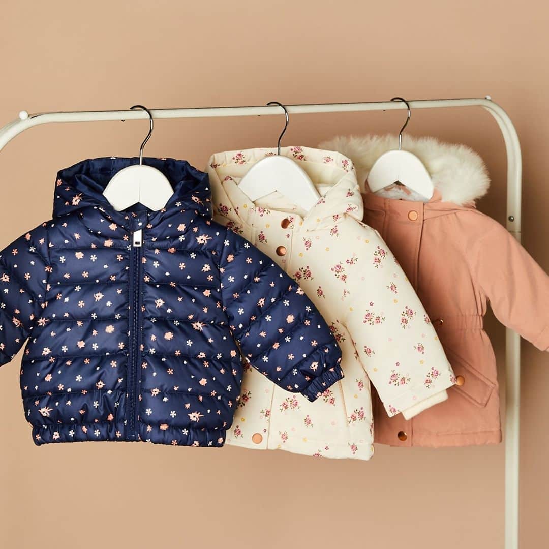 プリマークさんのインスタグラム写真 - (プリマークInstagram)「The sweetest trio @primark.kids 😚 Baby coats made using recycled materials! Prices from £9/€11/$14 #Primark #PrimarkCares #baby」9月16日 21時00分 - primark