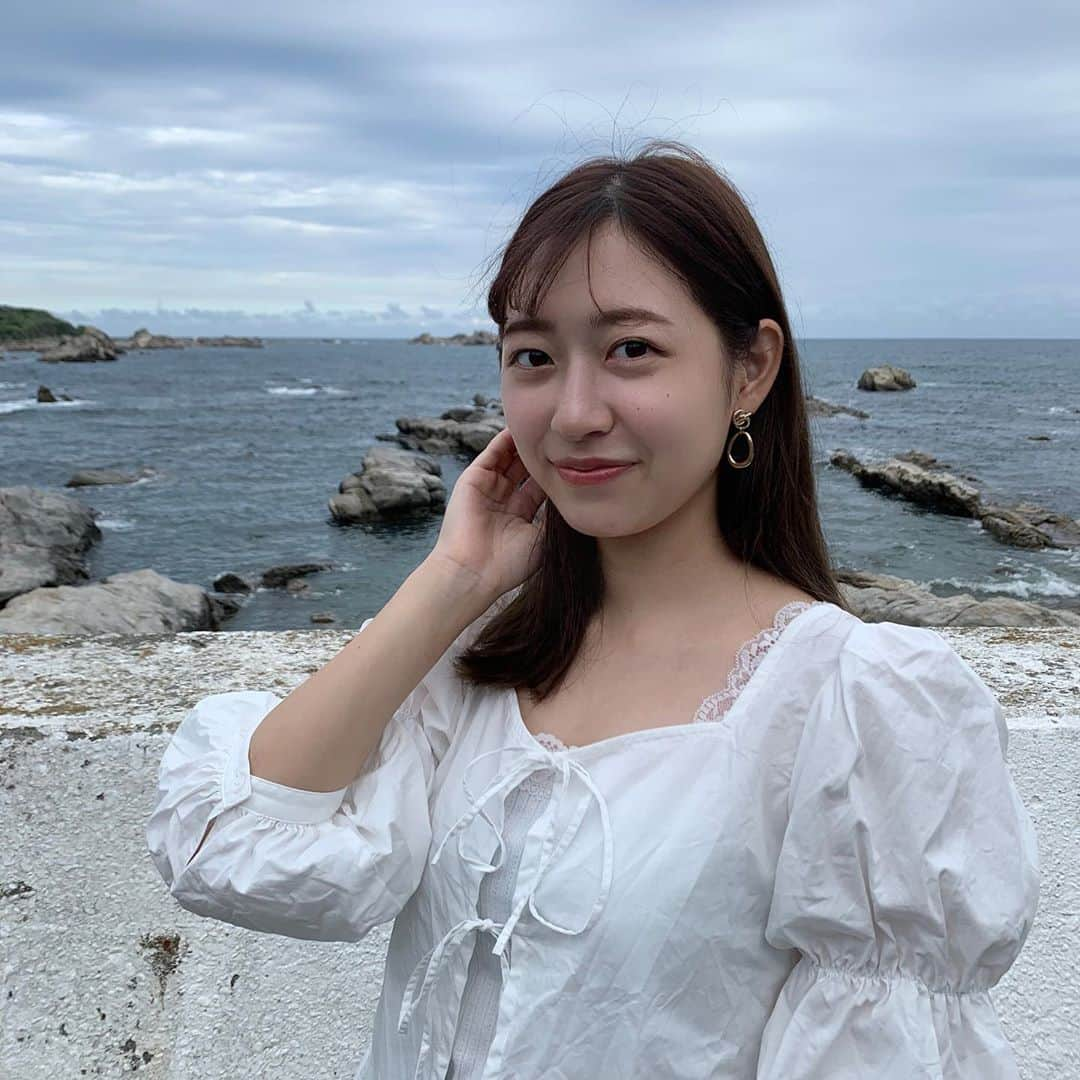 里見玲奈さんのインスタグラム写真 - (里見玲奈Instagram)「﻿ こんばんは〜！今日も1日お疲れ様でした！﻿ 今日は海の近くへ散歩がてらお出かけしました〜🎣この後雨が降ってきて久しぶりに雨女発揮してしまいました😂😂﻿ ﻿ 本日の投票まだの方はプロフィール欄から待ってます🎶﻿ ﻿ #共立女子 #共立女子大学 #ミス共立女子 #ミス共立女子大学 #ミス共立女子2020 #桜姫 #ミスコン #ミスコンファイナリスト #ファイナリスト」9月16日 21時12分 - kwumiss20_4