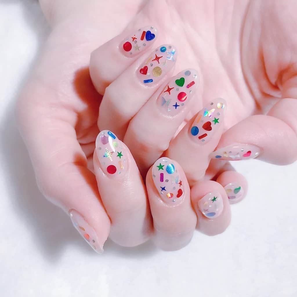 なかやまちえこさんのインスタグラム写真 - (なかやまちえこInstagram)「おもちゃ箱ネイル🐥⠀ ⠀ #nail #nails #nailart #ネイル #美甲 #ネイルアート  #japanesenailart #manucure #japanesenails #manicurist #gelnails #أظافر #네일아트 #미용 #vẽmóng #ngườiđẹp  #เพ้นท์เล็บ #искусствоногтя #artedeuñas #เพ้นท์เล็บเจล #ジェルネイルデザイン #ネイルデザイン #senikuku #nagelkunst #おもちゃ箱ネイル #popnails」9月16日 21時10分 - chiekonakayama