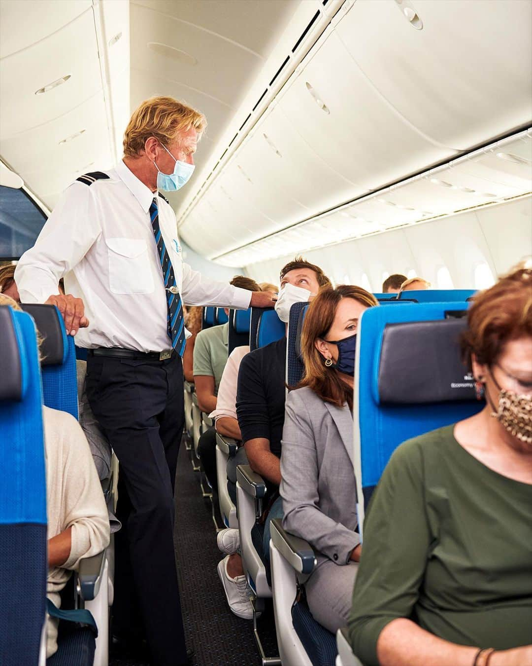 KLMオランダ航空さんのインスタグラム写真 - (KLMオランダ航空Instagram)「Due to the outbreak of the coronavirus, the countries that allow air travel are constantly changing. We want to assist you in finding exactly what you need. Check out our stories for the latest updates about our travel routes and other flight information. ✈️ #KLM」9月16日 21時56分 - klm