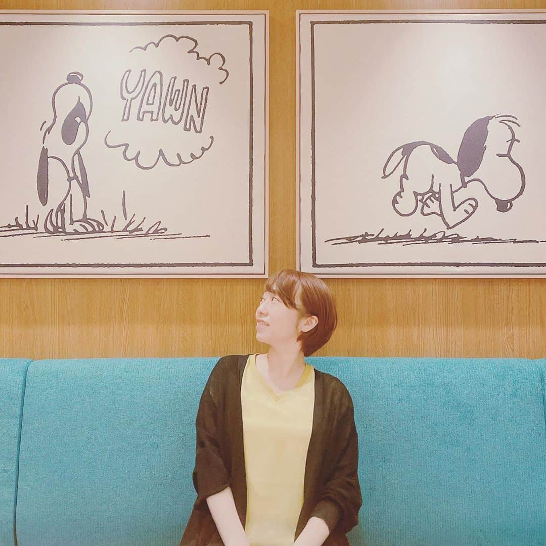 あいりさんのインスタグラム写真 - (あいりInstagram)「PEANUTS Cafe 名古屋がプレオープンしていたので行ってみました☕️✨ 店内はもちろんティーカップ、お砂糖までスヌーピー😍 スヌーピーグッズもたくさん売っていて癒された〜💓 私はそこまでファンではないのですが🤣スヌーピー好きの方にはたまらない空間だと思います👌 ・ #名古屋 #名古屋カフェ #スヌーピー #peanutscafe #スヌーピーカフェ #peanutscafe名古屋 #ピーナッツカフェ #ピーナッツカフェ名古屋 #スヌーピー #snoopy #snoopycafe #久屋大通 #久屋大通カフェ」9月16日 21時54分 - airi_happy