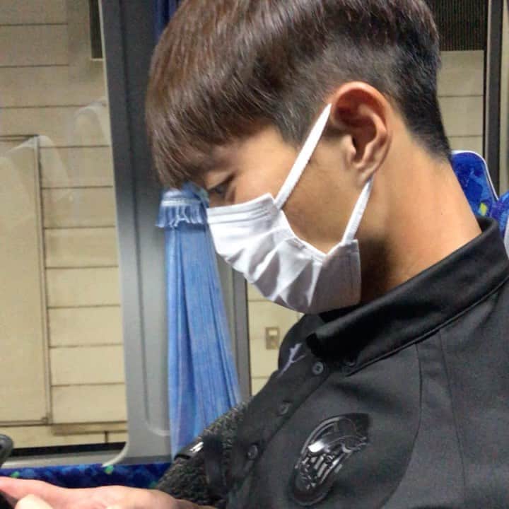 伊佐耕平のインスタグラム：「勝ちました〜!!」