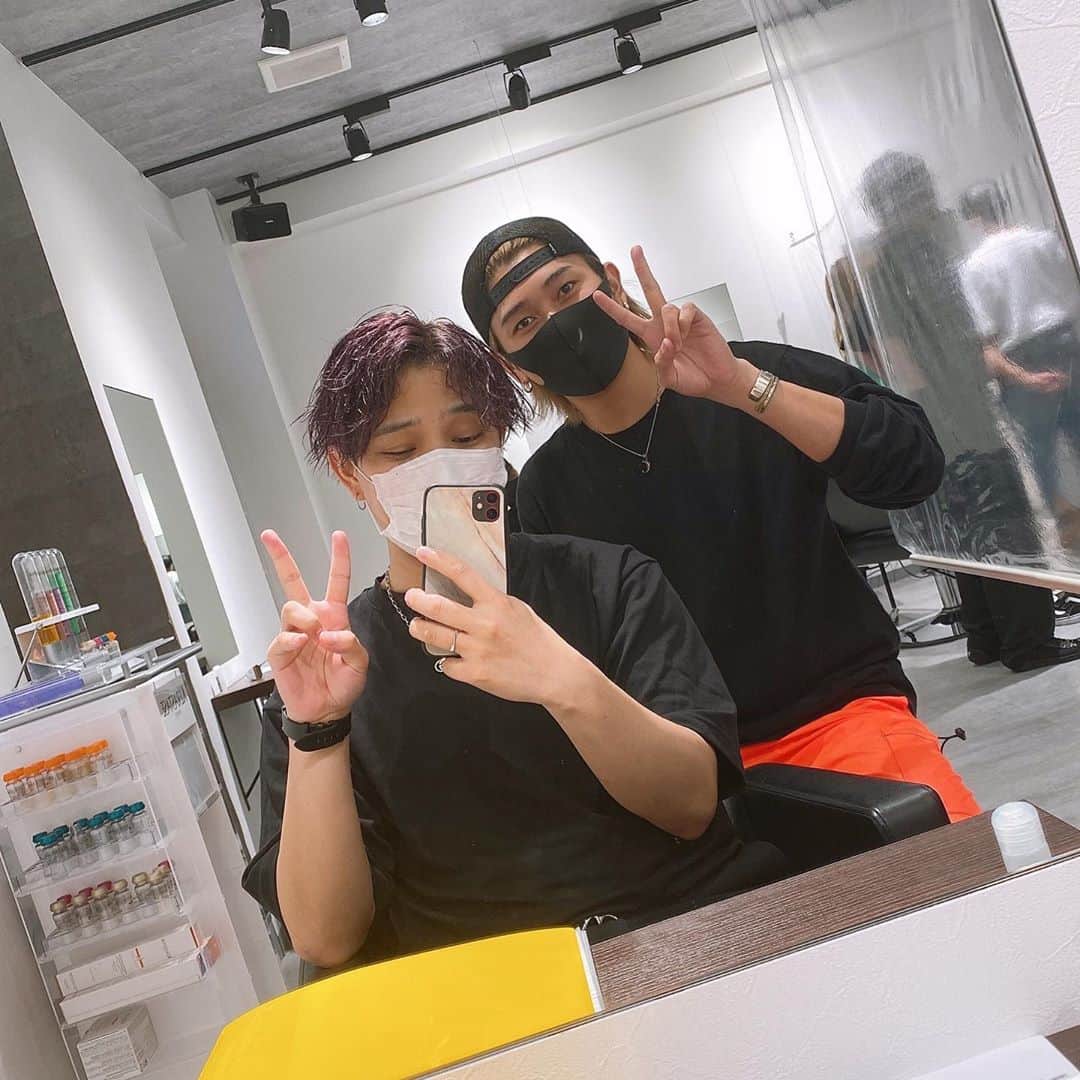 ワタルのインスタグラム：「近藤さんとこ行ってきた！ やっぱり安心して任せられますねぇ☺️ #GOALD #イメチェン #渋谷」
