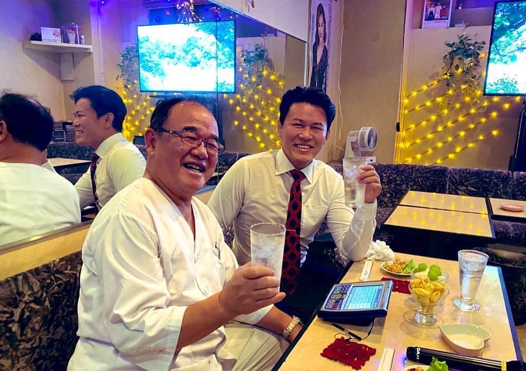 須藤元気さんのインスタグラム写真 - (須藤元気Instagram)「今日で東京都は夜10時までの時短営業が終了です。親父のいきつけの寿司屋とスナックでサシ飲みです。コロナ対策をしながら飲食店のみなさん頑張りましょうー！#江東区 #東陽町」9月16日 22時17分 - sudogenki
